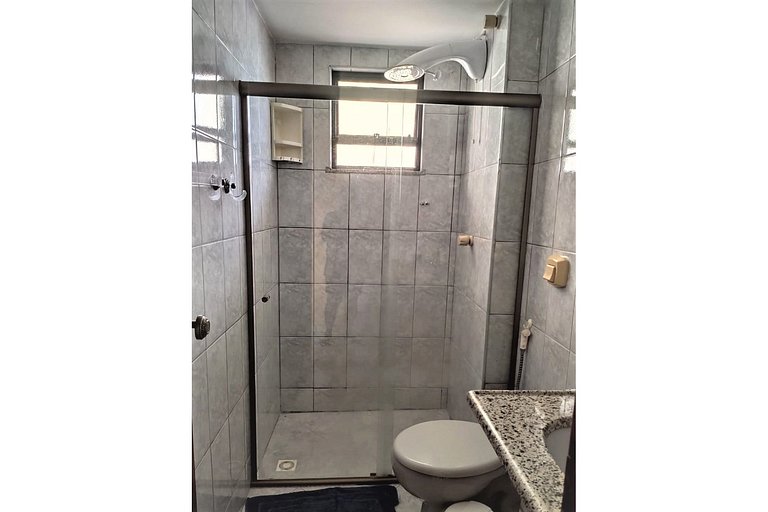 Cobertura duplex/Churrasqueira/AC na Prainha