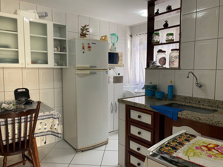 Cobertura duplex/Churrasqueira/AC na Prainha