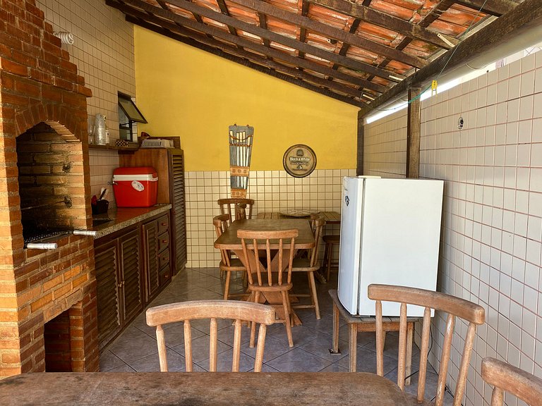 Cobertura duplex/Churrasqueira/AC na Prainha