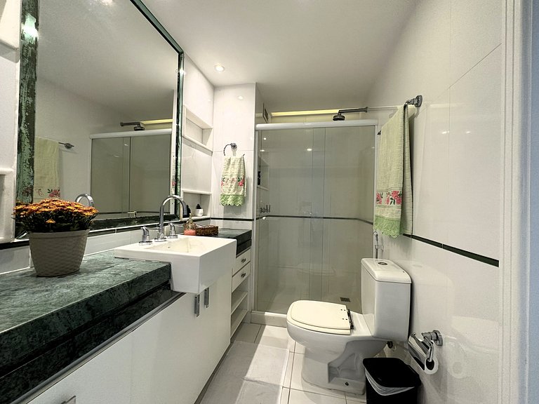 Lindo apto com Vista para o Mar