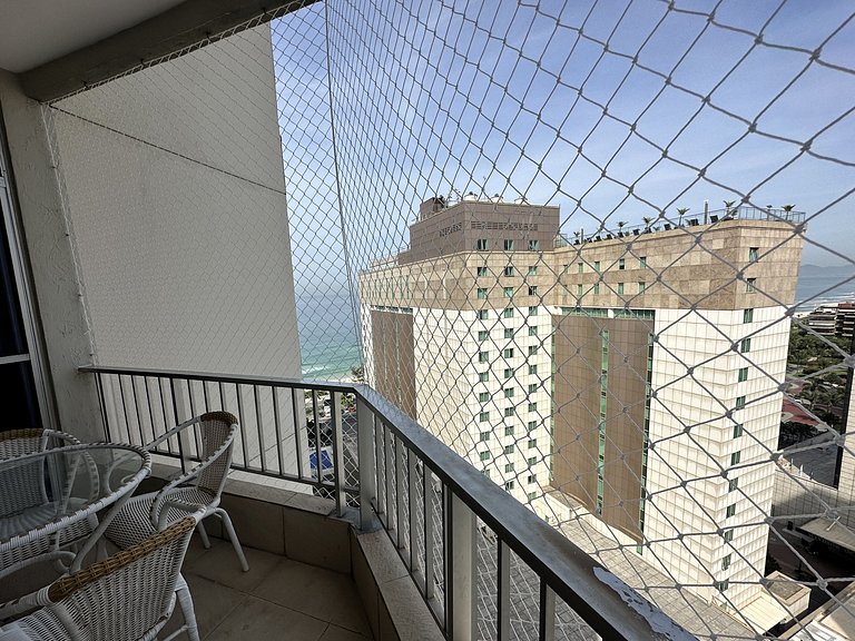 Lindo apto com Vista para o Mar 6x s/ juros