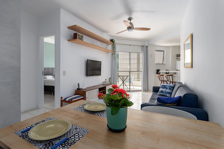Apartamento en Barra con Vista al Mar y Piscina
