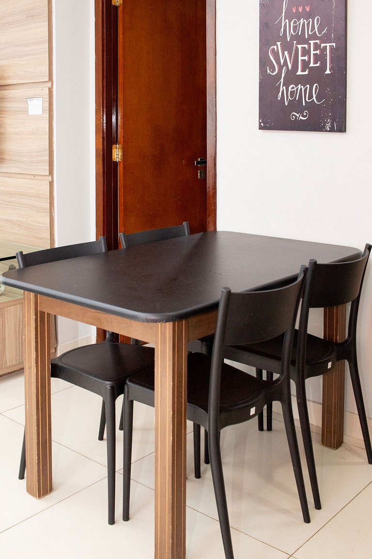 Apartamento novo à beira-mar em Tambaú com 2 suítes