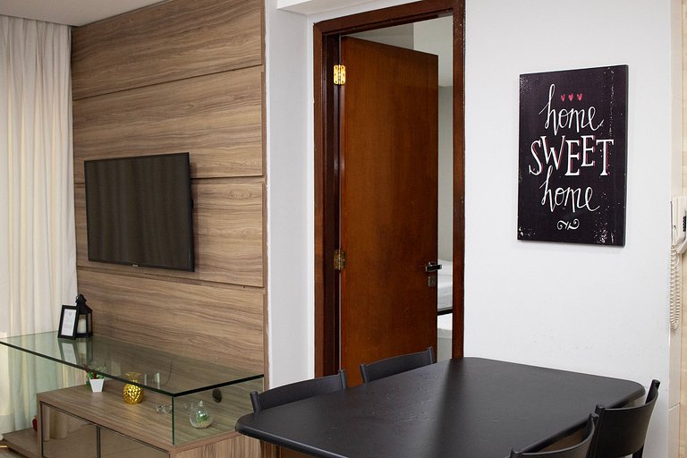 Apartamento novo à beira-mar em Tambaú com 2 suítes