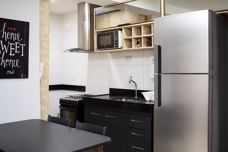 Apartamento novo à beira-mar em Tambaú com 2 suítes