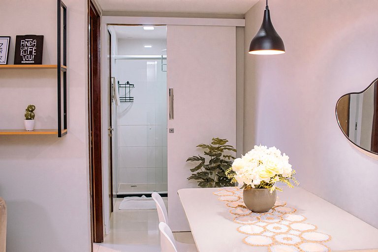 Apto Beira-Mar Tambaú • Varanda e Conforto