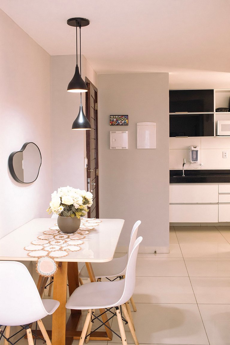 Apto Beira-Mar Tambaú • Varanda e Conforto