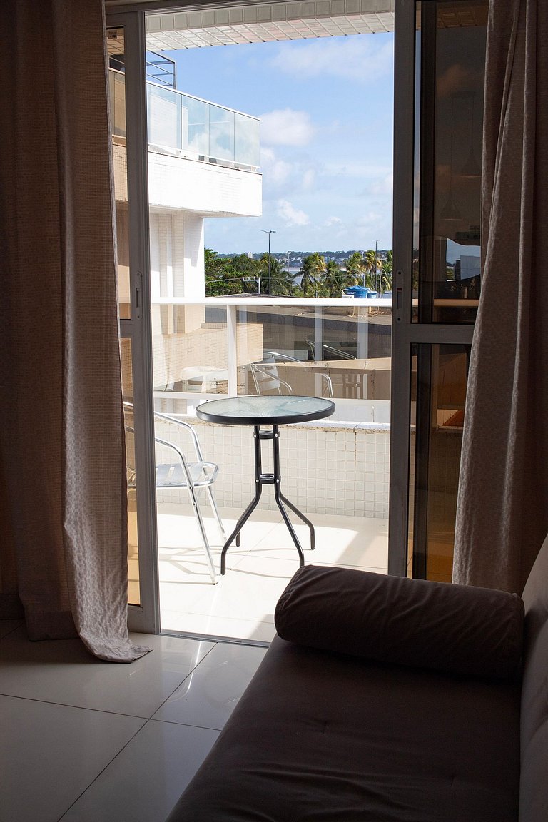 Apto Beira-Mar Tambaú • Varanda e Conforto