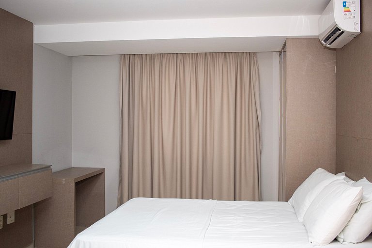 Apto com varanda a beira mar de Tambaú 111