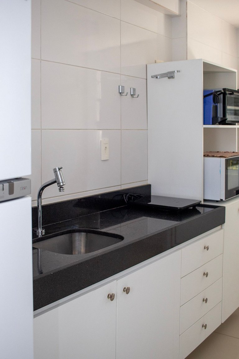 Excelente ap à beira-mar em Tambaú com varanda 304